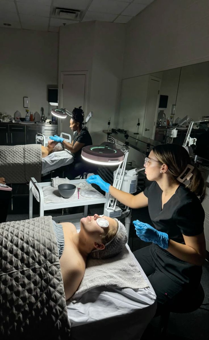 LASH x SKIN CARE TRAINING